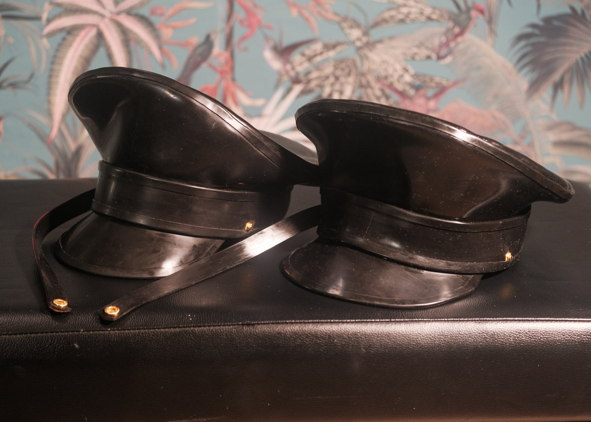 Latex muir cap