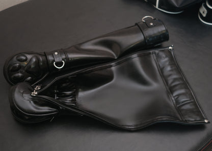 Lockable Heavy Rubber Paw Mitts with Arm Restraints