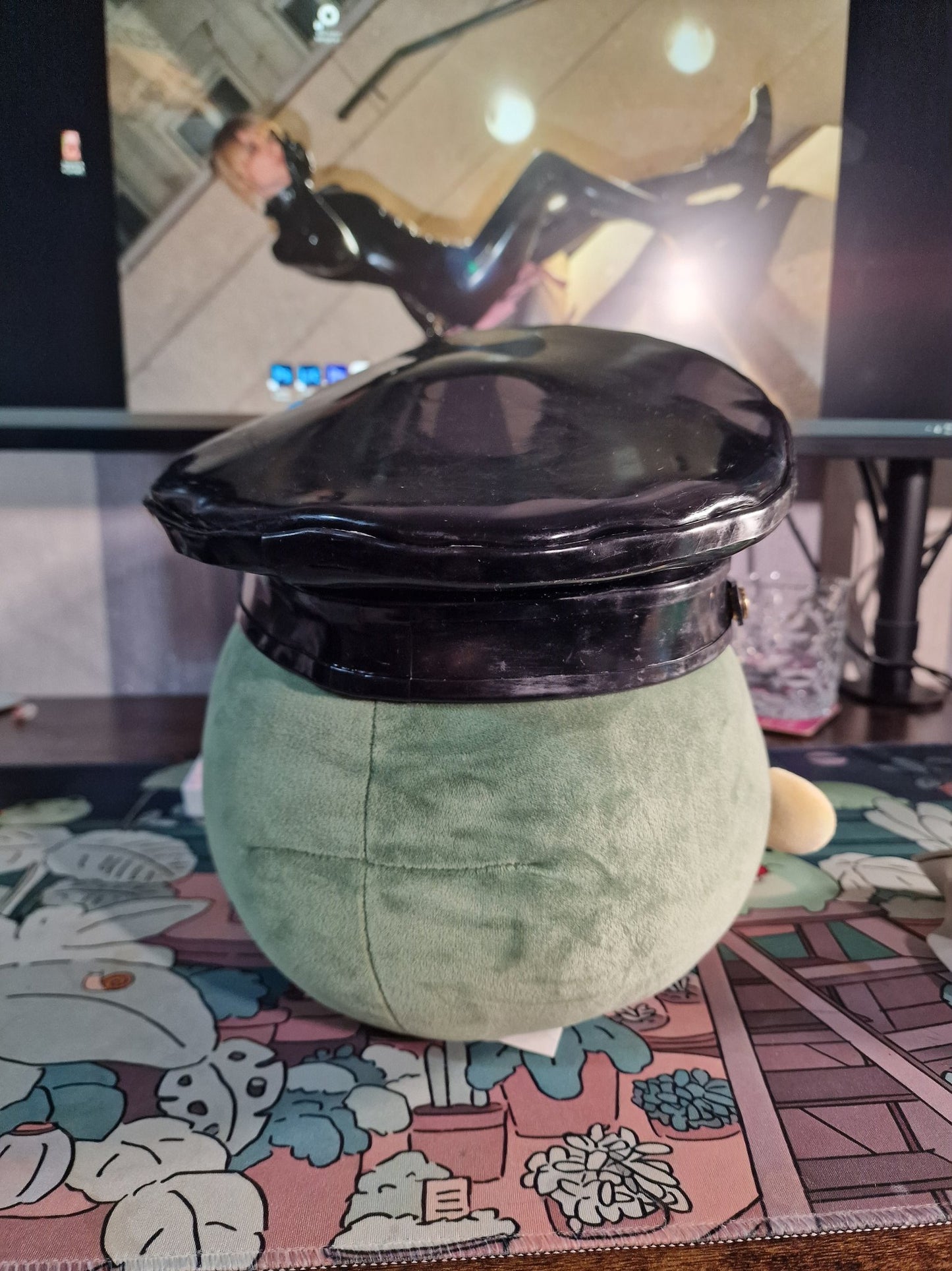 Latex muir cap